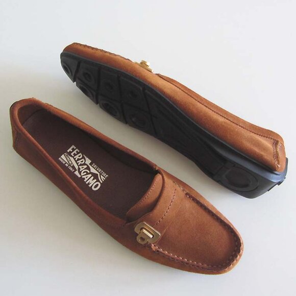 new FERRAGAMO rust suede Gancio driver loafers 7 1/2 B Italy - Picture 5 of 7